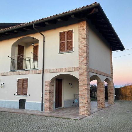 Casa Vacanze Martina Castagnole delle Lanze Bagian luar foto