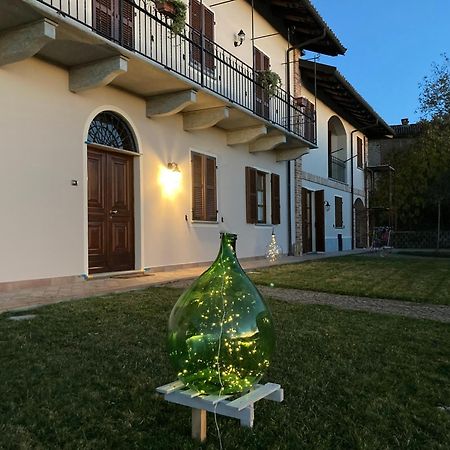 Casa Vacanze Martina Castagnole delle Lanze Bagian luar foto