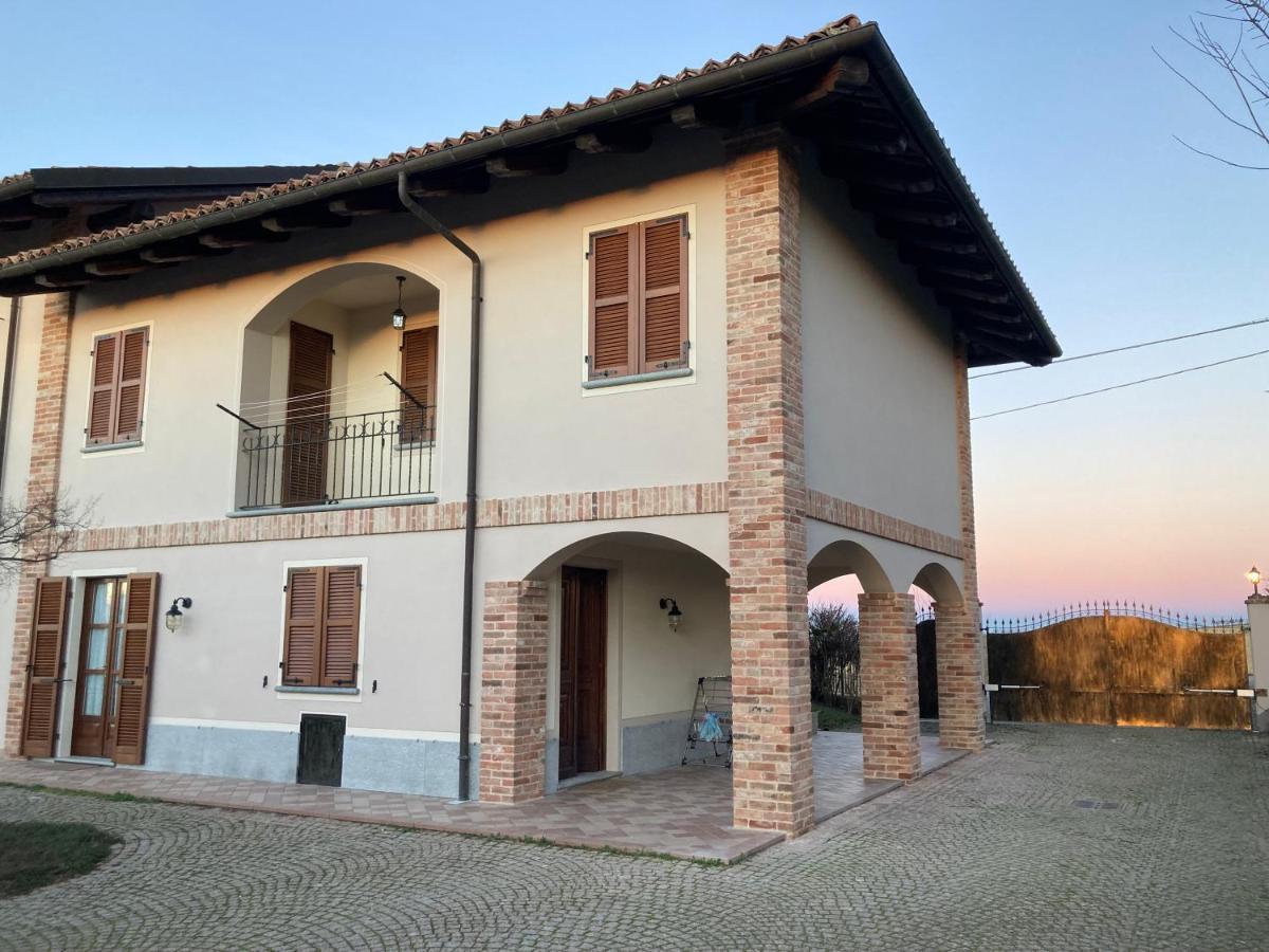 Casa Vacanze Martina Castagnole delle Lanze Bagian luar foto