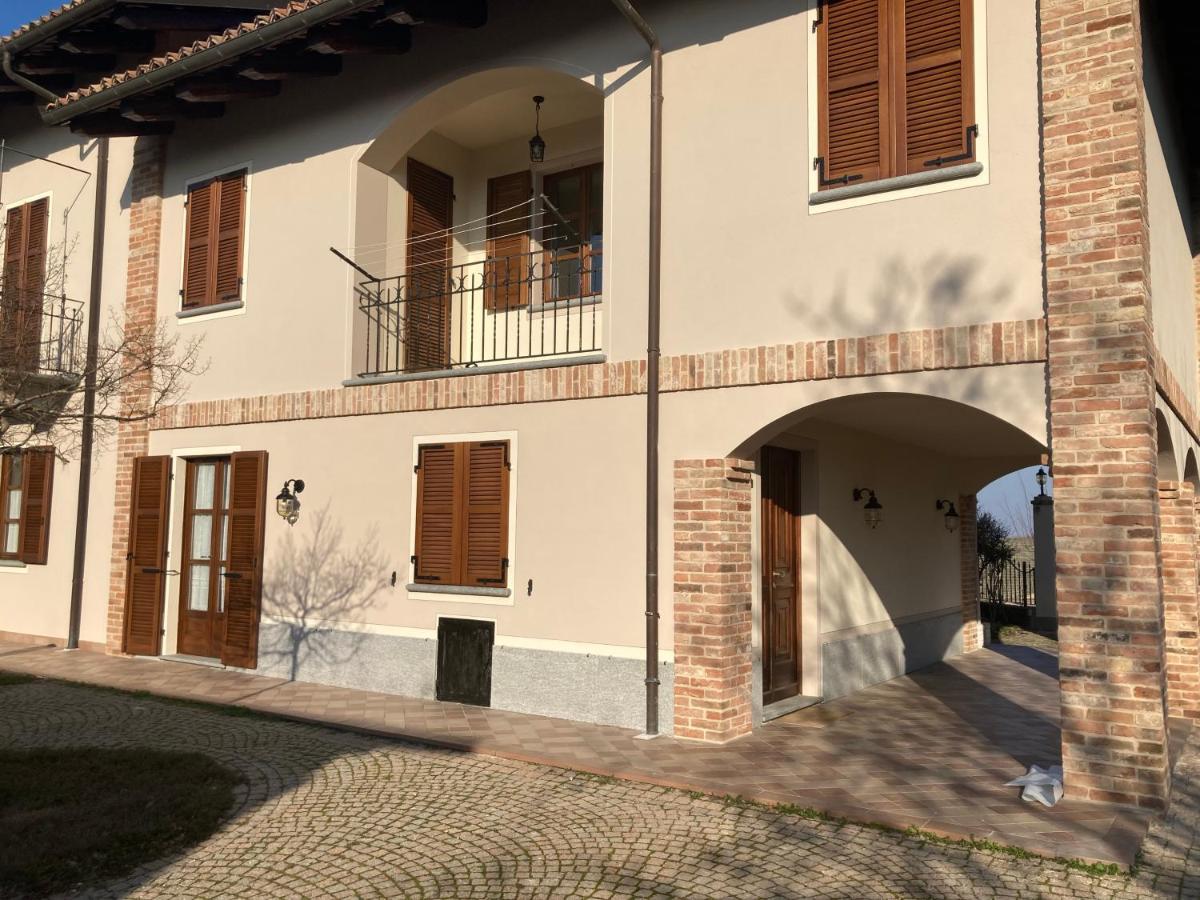 Casa Vacanze Martina Castagnole delle Lanze Bagian luar foto